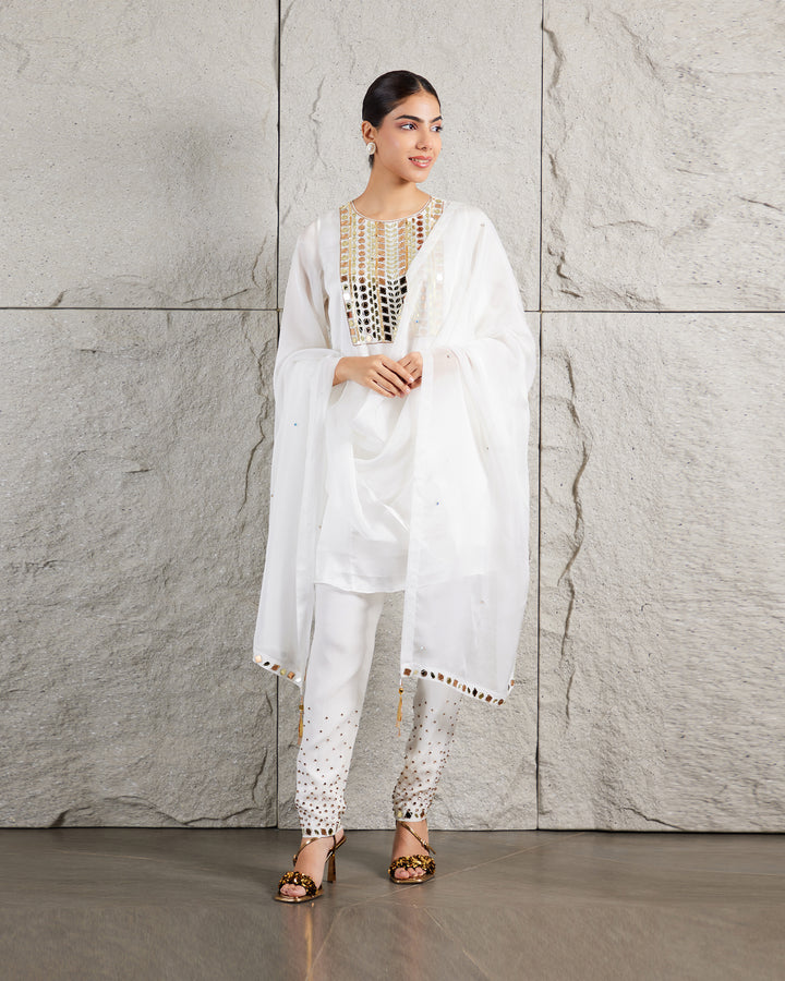 Aadhya Kurta Set