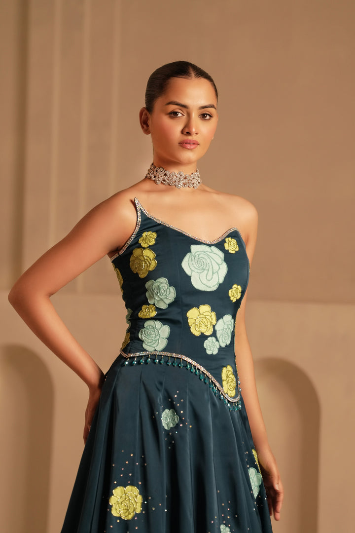 Avya