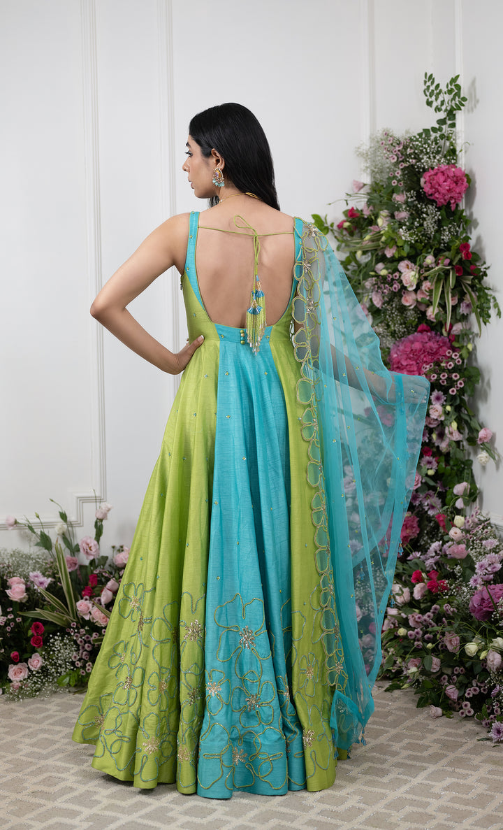 Aizah Anarkali