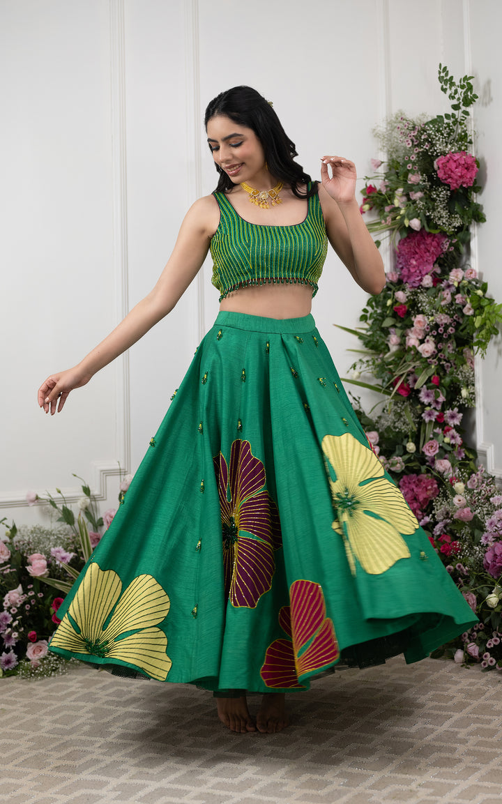 Azra Lehenga