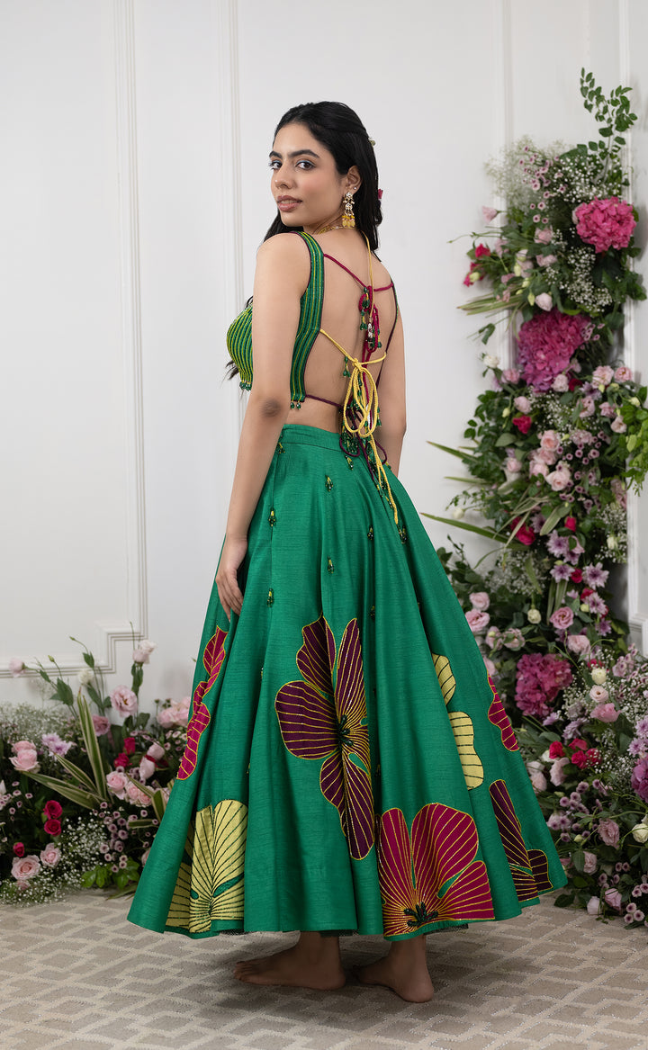 Azra Lehenga