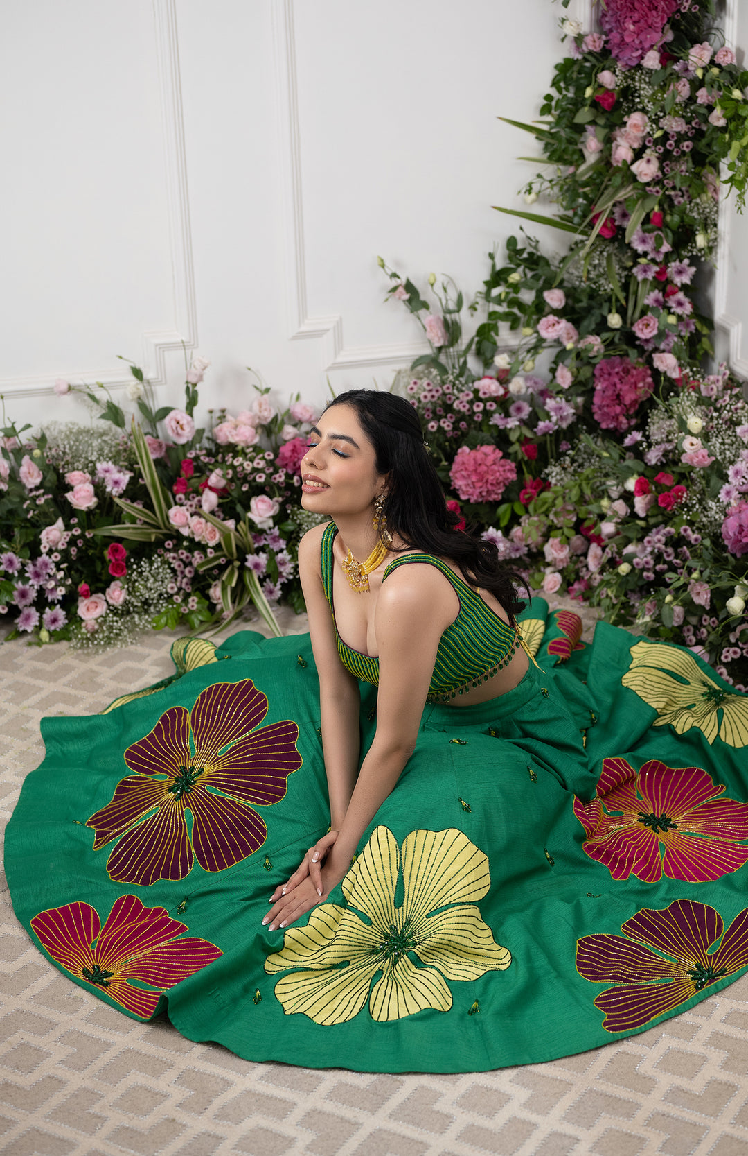 Azra Lehenga