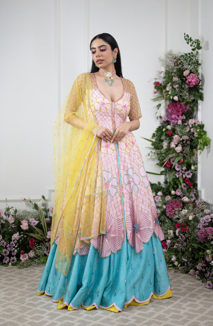 Aarzo Lehenga